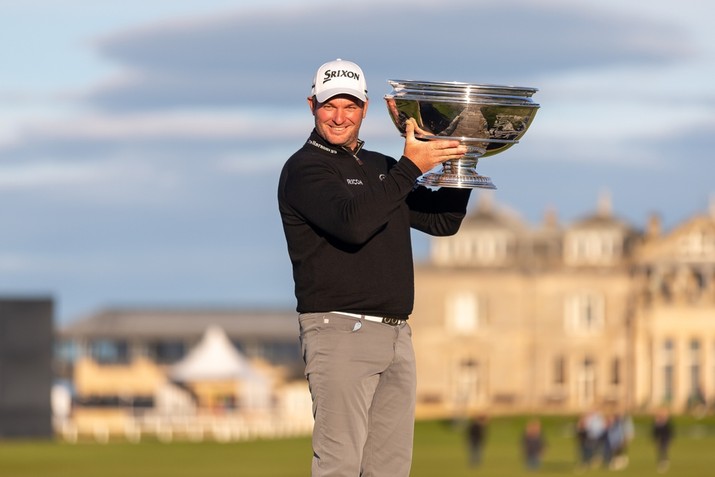 Ryan Fox with Trophy