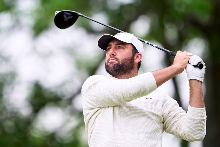 Scottie Scheffler Swinging Club